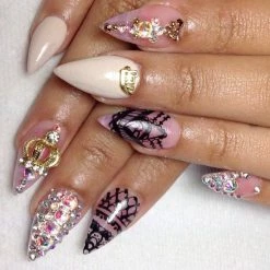 Daily Charme Jane's Crown Dollar Store