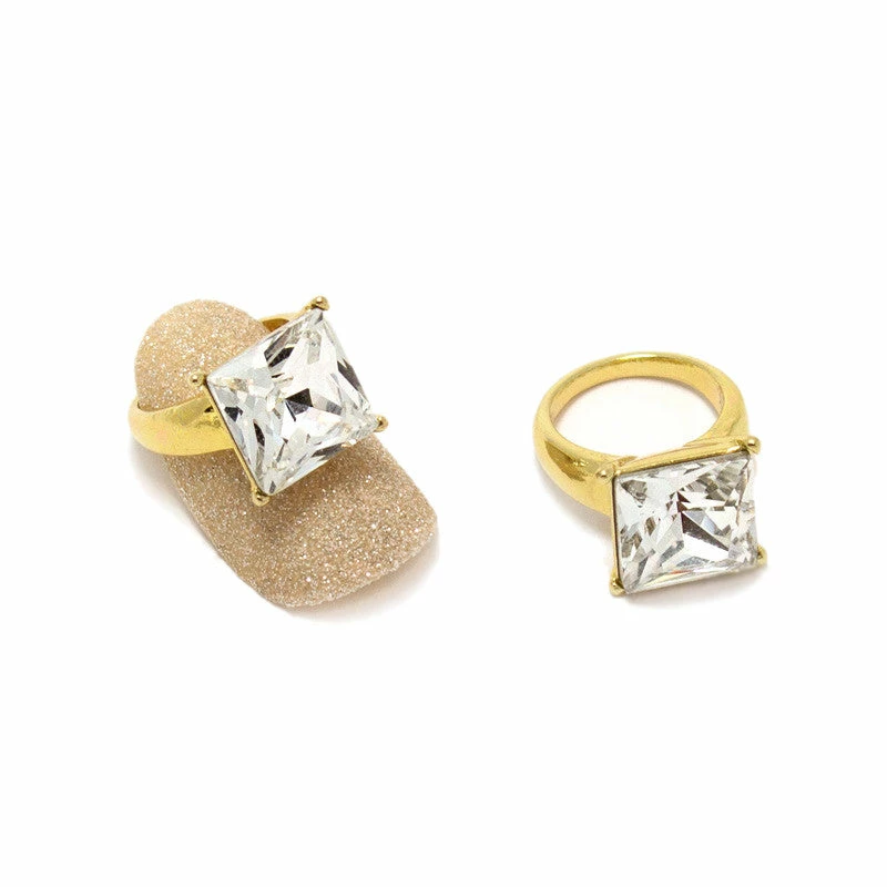 Daily Charme Square Diamond Ring / Gold 2 Daily Charme Square Diamond Ring / Gold
