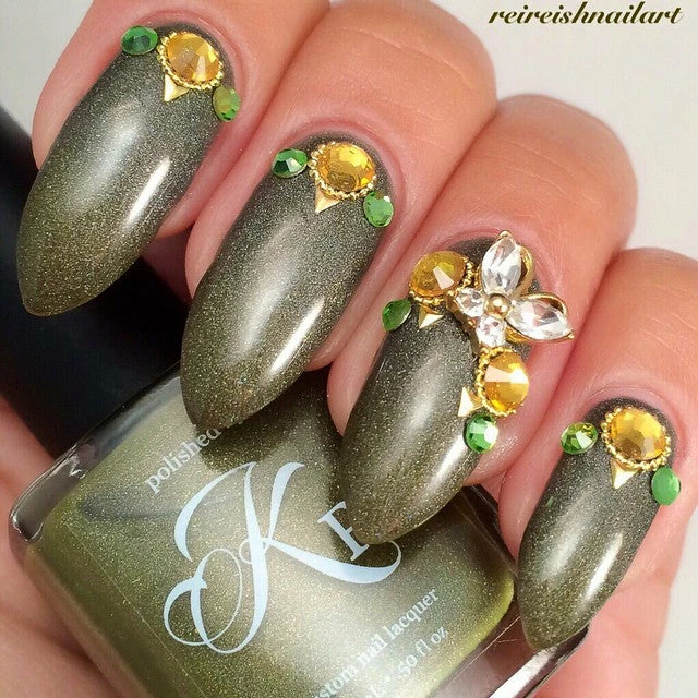 Daily Charme Dollar Store Crystal Butterfly / Gold 5 Daily Charme Dollar Store Crystal Butterfly / Gold