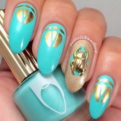 Daily Charme Dollar Store Scarab / Gold