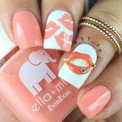 Daily Charme Coral Lips Dollar Store