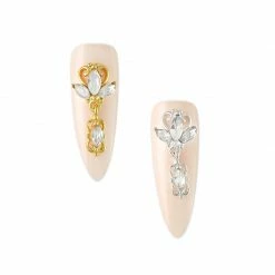 Daily Charme Luxe Floral Dangle / Gold