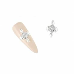 Daily Charme Dollar Store Decorative Star / Silver