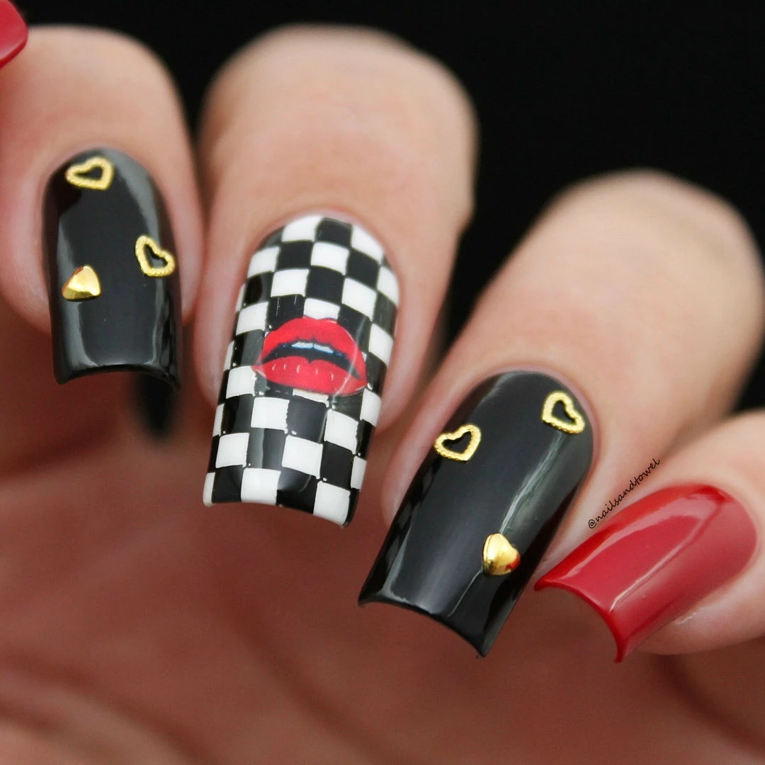 1688 - MeiCaiLin Valentine's Day Nail Art Wheel / 12 Decors 4 1688 - MeiCaiLin Valentine's Day Nail Art Wheel / 12 Decors