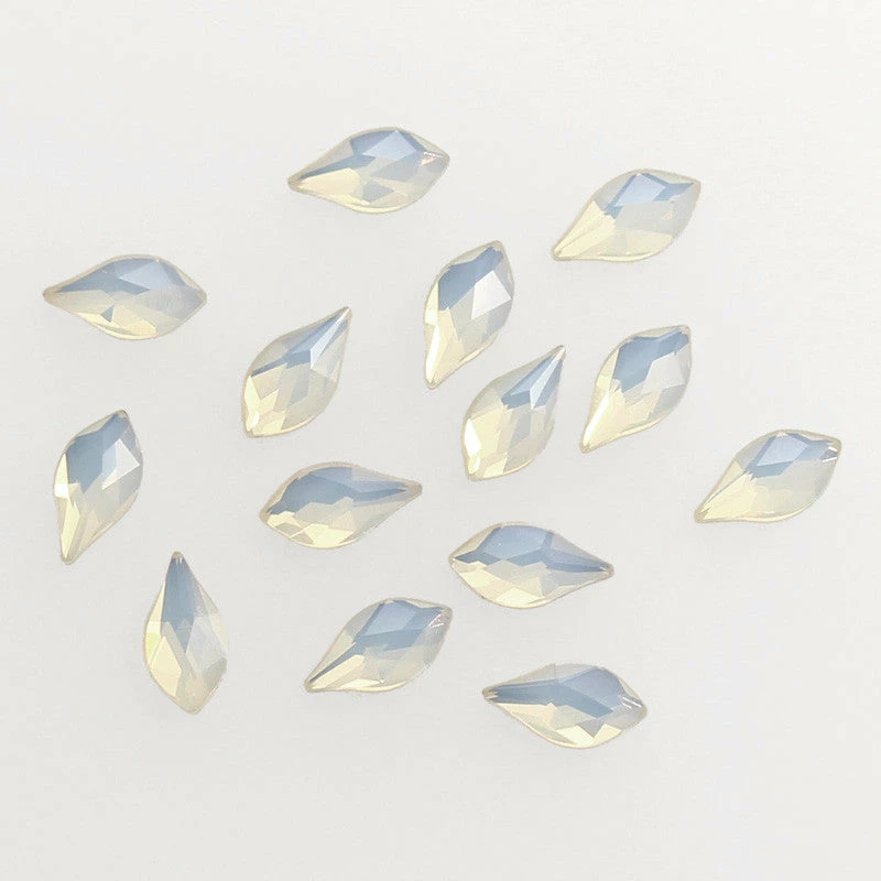 Daily Charme Swarovski Flame Flatback Rhinestone / White Opal Best Sellers 3 Daily Charme Swarovski Flame Flatback Rhinestone / White Opal Best Sellers
