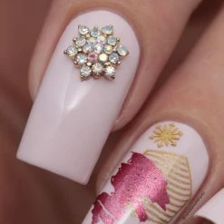 Daily Charme Dollar Store Crystal Snowflake / Gold 5 Daily Charme Dollar Store Crystal Snowflake / Gold